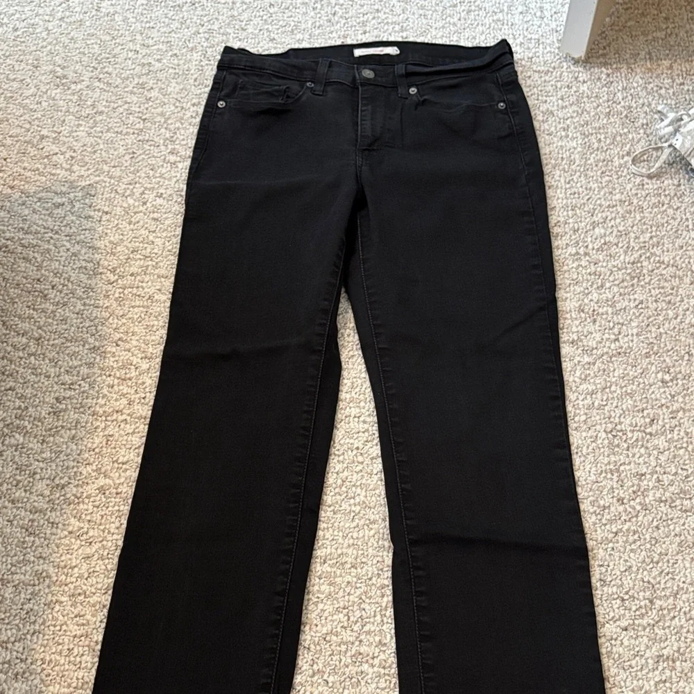 Levi's Women's Black Straight Leg Jeans - Picture 1 of 5